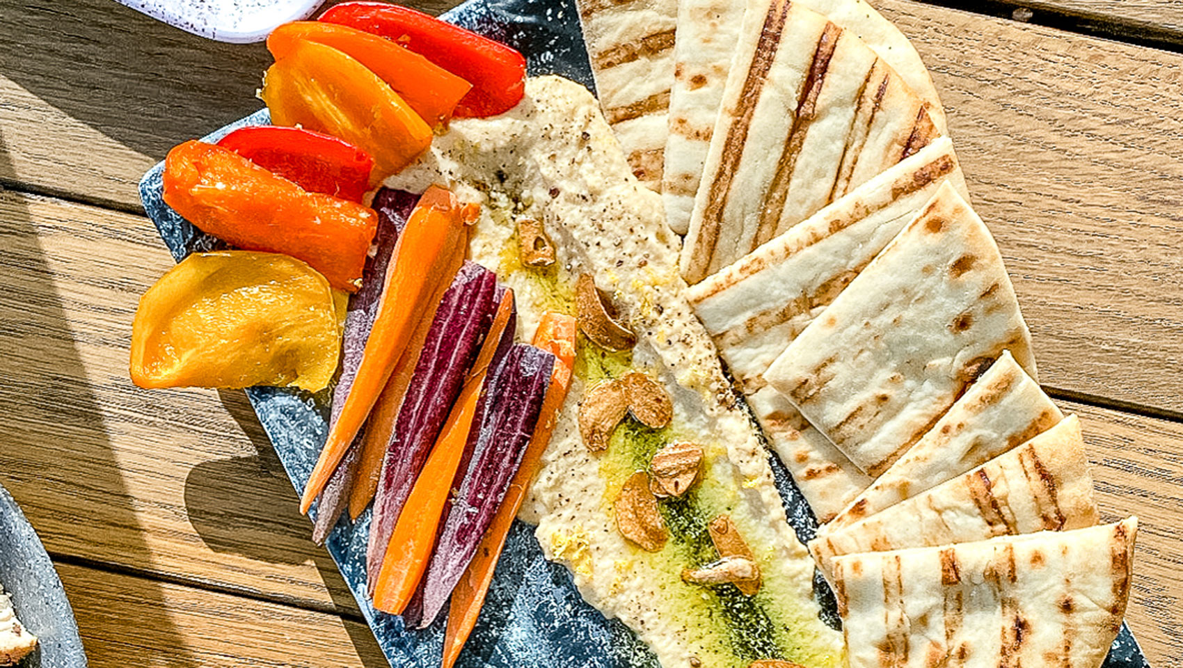 pita + hummus platter