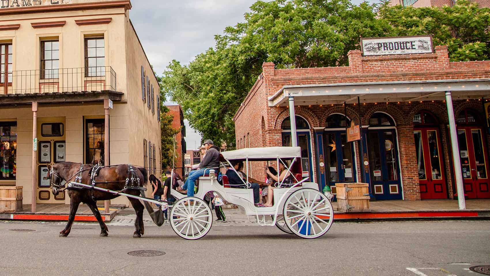 Our Hotel Near Old Sacramento 