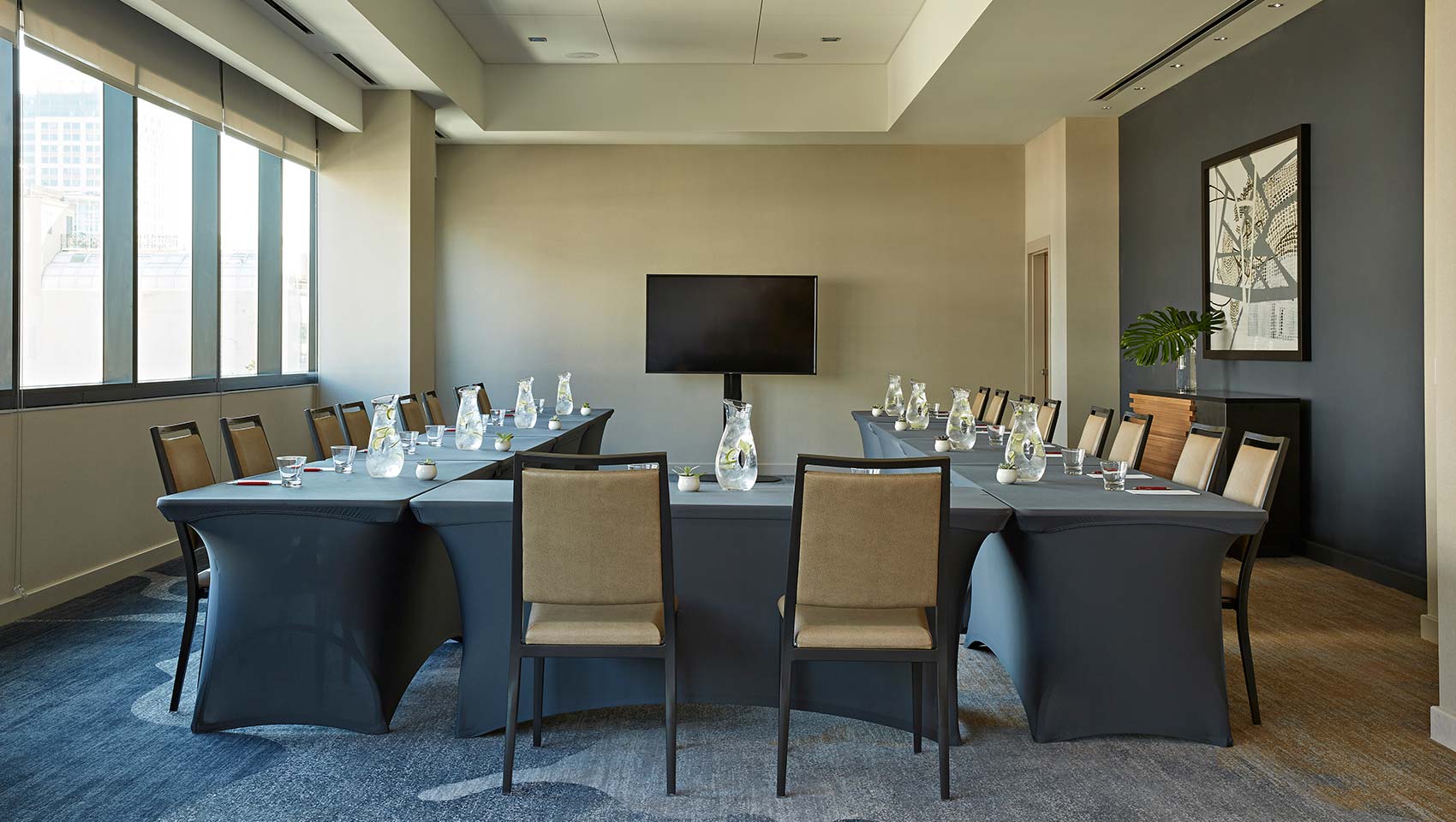 Sycamore U-Shaped Boardroom Setup